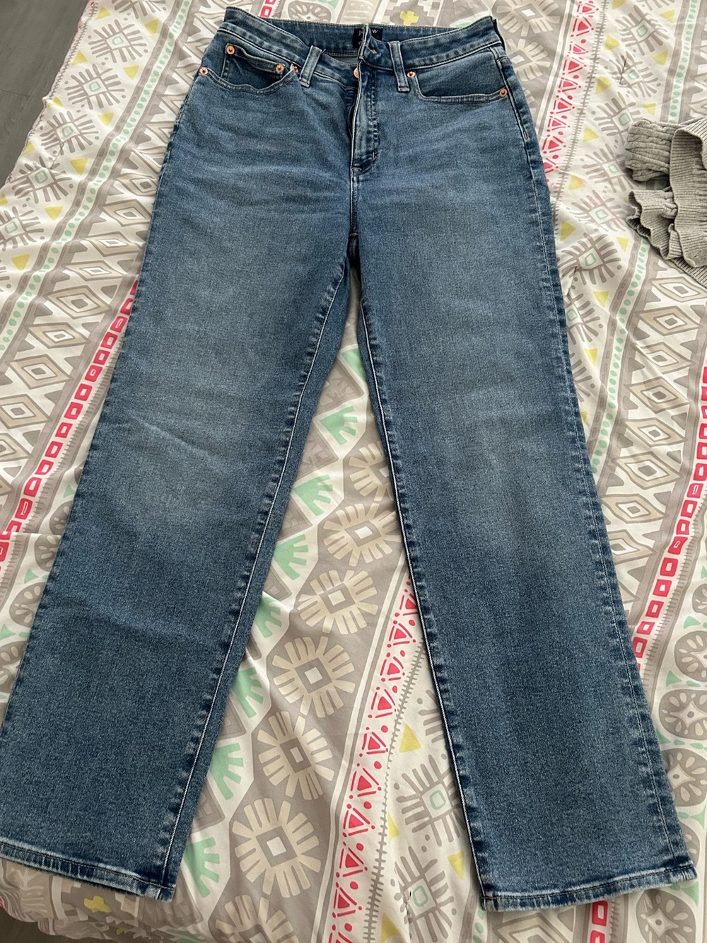 J. Crew Straight Leg Jeans in Medium Blue Wash (Good Condition)